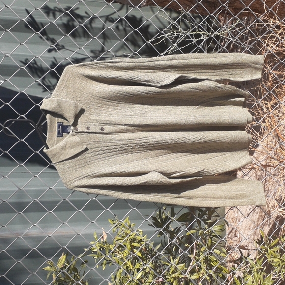 Dockers Other - POSH SHOW! Dockers Green Partial Button Top, Size L